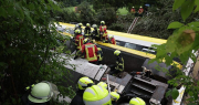 Tragedia en Alemania: descarriló un tren de pasajeros y hay varios muertos y heridos