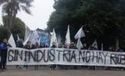 Preocupación por el futuro de los trabajadores de la Petroquímica: la empresa pidió un procedimiento preventivo de crisis