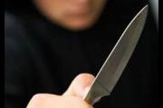 Con un cuchillo, asaltante trató de herir a empleada de comercio y se llevó $ 200 mil y un celular