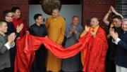 Escándalo en la cuna del Kung-fu chino: el monje CEO del templo Shaolin desviaba fondos para comprar autos de lujo