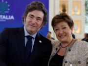 Un premio Nobel de Economía advirtió que Argentina está en la puerta de otra crisis: La inflación bajó con dólares del FMI
