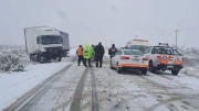 Un peón rural se perdió en un temporal de nieve y fue salvado por sus perros