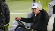 VIRAL: 'Golf Force One', el nuevo carrito blindado de Trump que no pasó desapercibido en redes sociales