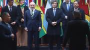 Javier Milei descendió al tercer lugar en el ranking de popularidad de presidentes de América Latina