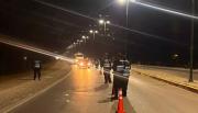 Una mujer tenía 2,07 de alcohol en sangre y se atrincheró en su camioneta Toyota Hilux