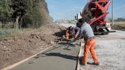 Nuevo pavimento ampliará conexión de tres localidades de Brown