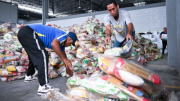 Así llegó la bolsa CLAP en Petare: lista de productos y precio