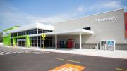 Empleado de Walmart apuñala su compañero en frente de los clientes: sostuvieron una discusión laboral