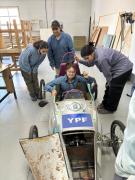 Cuenta regresiva: tres escuelas técnicas de Río Negro construyen un karting eléctrico para una competencia nacional
