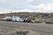 Tres muertos en un vuelco sobre Ruta 6, a pocos kilómetros de Roca: dos personas permanecen en observación