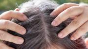 3 trucos infalibles para oscurecer el cabello y tapar las canas con ingredientes que tienes en la cocina