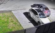 Roba ruedas al ataque en Gonnet: de noche y en sigilo, otra banda perpetró un robo y se escapó