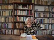 La biblioteca y el archivo de Beatriz Sarlo ya están en el CeDInCI mientras sigue el juicio sucesorio