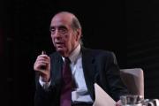 Arriazu, sobre el dólar: El Gobierno no está conforme con un valor por encima de $1.300