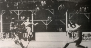La desconocida historia de la camiseta “difícil” de Gimnasia que tuvo un sponsor que duró una sola noche