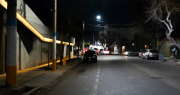 Un ladrón entró a robar a un taller, se cortó la cara y cayó por las manchas de sangre que dejó en la fuga