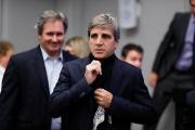 Luis Caputo pasa la gorra por los organismos públicos en busca de pesos, tras la intervención por el dólar