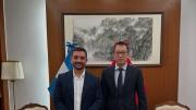 El presidente del Concejo Deliberante de Lanús, con el ministro consejero de la Embajada de China