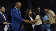 Héctor Rodríguez anuncia que los estudiantes más destacados podrán ser preparadores en sus liceos: Pueden optar a una beca