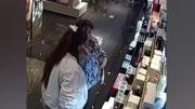 Detienen a dos argentinos en Brasil por robar perfumes de un free shop