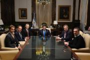 Apasionado economista y líder visionario: Javier Milei recibió en Casa Rosada a un respetado historiador británico