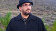 Jorge Spíndola presenta “Me han pedido que hable de belleza” en la Feria Internacional del Libro