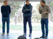Elecciones 2025 en Argentina, EN VIVO: Un crack adentro y afuera de la cancha, la foto de un candidato del peronismo con el Pupi Zanetti