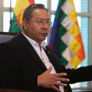 Arce rechaza declaraciones de Boluarte y convoca al Encargado de Negocios del Perú en Bolivia