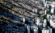 Merodea por Caracas el espíritu burlón del “Cara de Piña” Noriega – Correo del Caroní