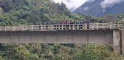 Mejoran conexión vial en Tiquipaya con entrega de dos puentes