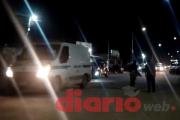 Dos heridos tras un choque entre moto y auto en Añatuya