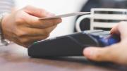 ¿Pueden robarte si se acercan con un punto de venta a tu tarjeta sin contacto?: Asobanca lo explica