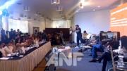 Candidato a senador de Súmate discute con el público en foro climático: “¡Ustedes son cómplices!”  