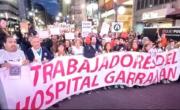 Trabajadores del Garrahan y familiares de pacientes marcharon al Obelisco