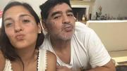 De qué vive Jana, la hija bajo perfil de Diego Maradona y por qué se fue del país