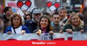 Trabajadores del Garrahan volvieron a reclamar con una Caminata de las Velas