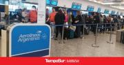 Más de 50 vuelos fueron demorados por la tormenta eléctrica de este viernes
