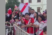 Video: cientos de hinchas esperaron a River en Santiago, pero el plantel no llegó