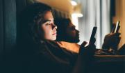 Uso excesivo del celular: cómo puede alterar el cerebro y aumentar el riesgo de ansiedad