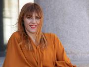 ¿Les molesta que tenga pechos?: la historia de Gabriella Greison, la física nuclear que revoluciona las redes