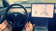 Condenan a Tesla a pagar más de US$200 millones por una falla del piloto automático que causó una muerte