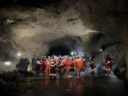 Hay cinco mineros de Chile atrapados en El Teniente, la mayor mina subterránea de cobre del mundo