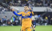 Angel Correa volvió a facturar por duplicado para el Tigres mexicano