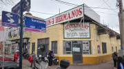 Los tres hermanos, el bodegón boliviano que empezó en la calle y le cambió la cara a un barrio