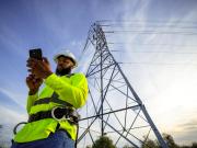 Alianza entre T-Mobile y Starlink busca cerrar brechas de conectividad en EE.UU.