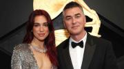 En video: Dua Lipa comparte el escenario con su padre durante su concierto en Kosovar