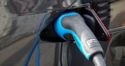 ¿Cuánto cuesta cargar el coche? Este es el precio del litro de gasolina y el del gasóleo este lunes 4 de agosto