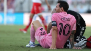 Lionel Messi sufrió “una lesión muscular menor” y no tiene fecha de regreso