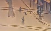 Inseguridad La Plata.- El video de la caída mortal de motochorros tras una persecución policial
