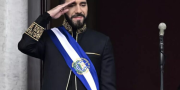 (VIDEO) ¿Cómo logró Bukele acumular tanto poder en El Salvador… y tan rápido?
